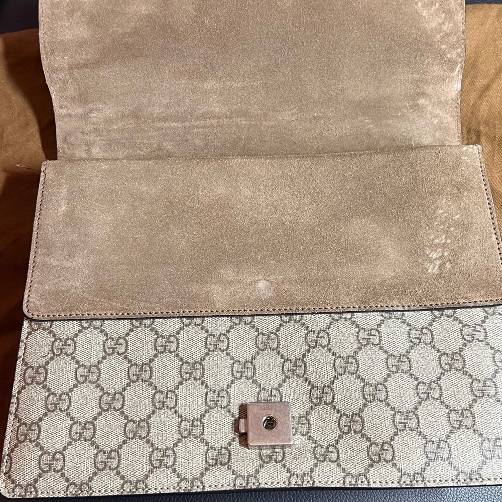 Gucci Beige and Brown Shoulder Bag - Picture 6 of 11